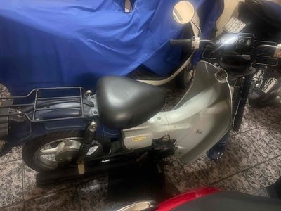 Suzuki 50cc dang the thao nhut doi 2009