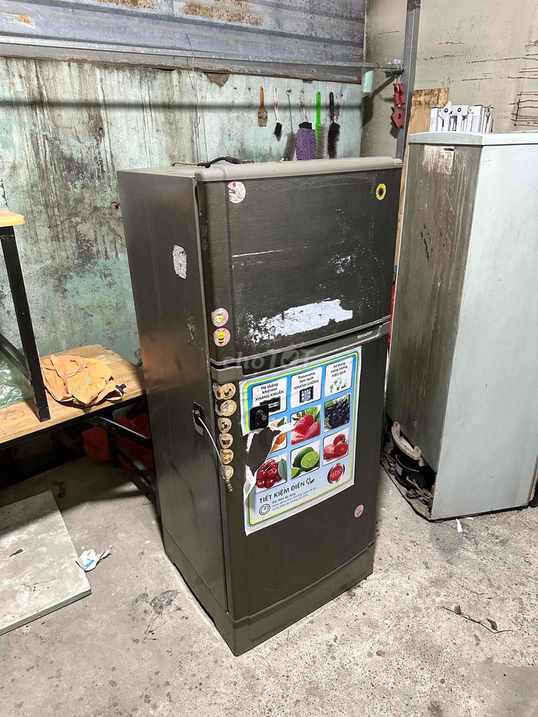 Tủ lạnh Sharp Inverter màu Xám. Mua bán Tủ lạnh tại Quận 12 Tp Hồ Chí Minh được đăng bởi Tài Nguyễn hình 1