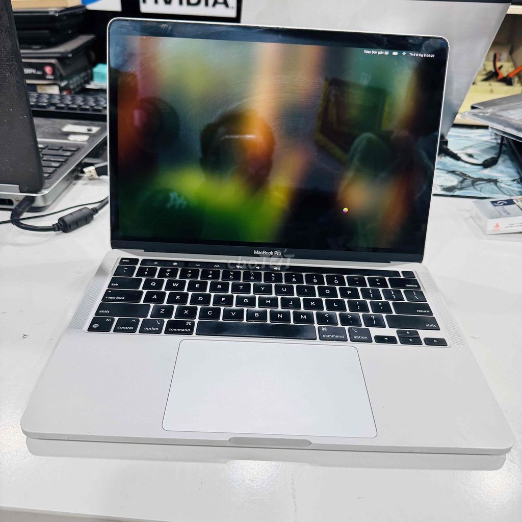 Apple Macbook Pro M1 8GB/256GB Bạc. Mua bán Laptop tại Quận Ba Đình Hà Nội được đăng bởi Nguyen  hình 1