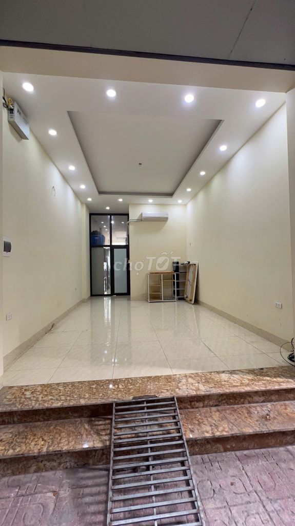 Chính Chủ cho thuê MBKD,bán online,VP 132 Nguyễn Xiển