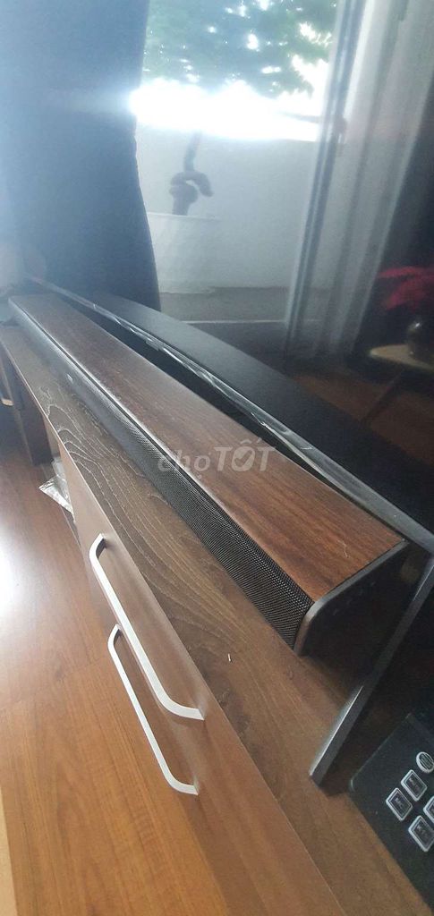 Loa soundbar Vân gỗ. Mua bán Tivi, Âm thanh tại Huyện Bình Chánh Tp Hồ Chí Minh được đăng bởi Nguyễn Anh Tú  hình 1