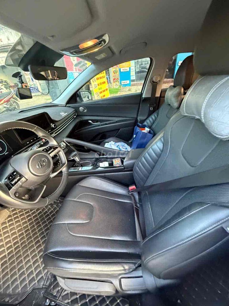 Hyundai Elantra 2022 Elantra 1.6 AT - 29000 km. Mua bán Ô tô tại Thành phố Vũng Tàu Bà Rịa - Vũng Tàu được đăng bởi mua bán hàng thanh lý giá rẻ hình 2