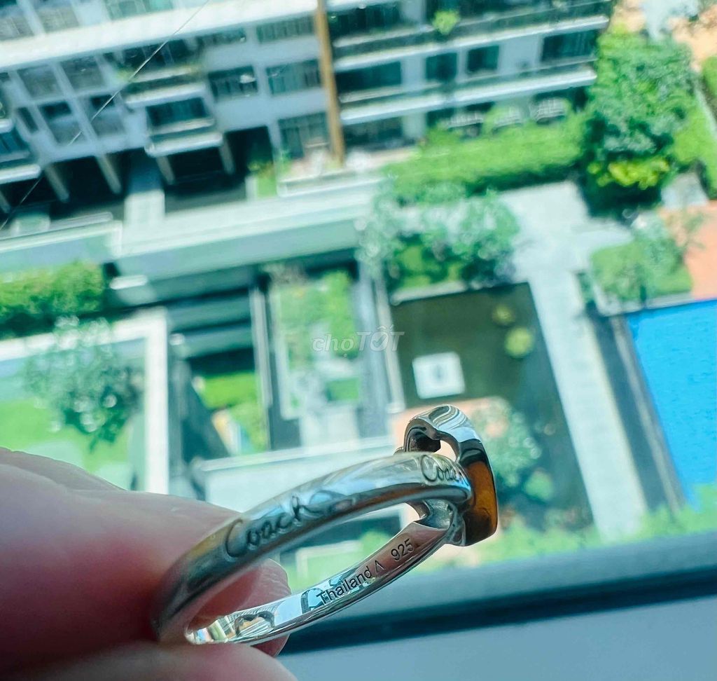 Nhẫn Coach Bạc ( 2 chiếc nhẫn). Mua bán Phụ kiện thời trang khác tại Quận 1 Tp Hồ Chí Minh được đăng bởi Le hình 1