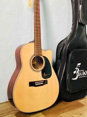 Guitar Ba Đờn J-200 like new đầy đủ phụ kiện.