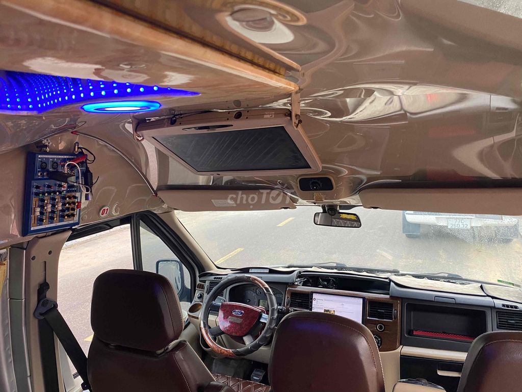 Ford Transit 2014 16 Chỗ 2.4 Diesel - 27000 km. Mua bán Ô tô tại Thành phố Qui Nhơn Bình Định được đăng bởi cậu cà hình 6