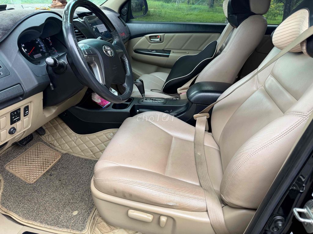 Toyota Fortuner 2014 - 155000 km. Mua bán Ô tô tại Quận 7 Tp Hồ Chí Minh được đăng bởi Tuan hình 3