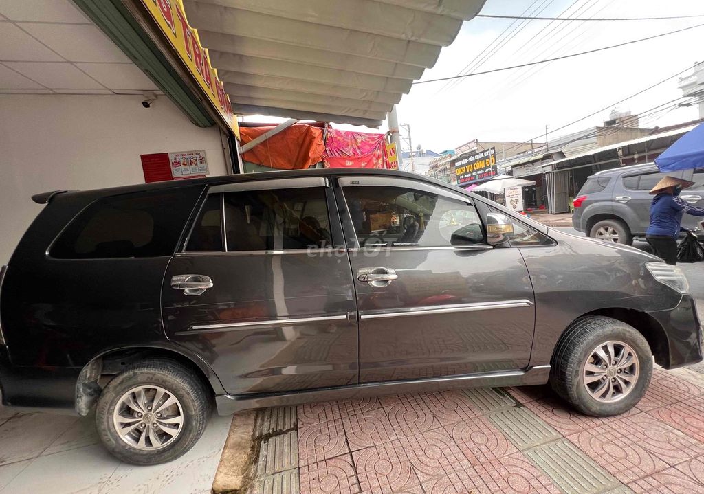 Toyota Innova 2013 2.0E - 110000 km. Mua bán Ô tô tại Thị xã Bến Cát Bình Dương được đăng bởi Nguyễn Trọng Hùng hình 3