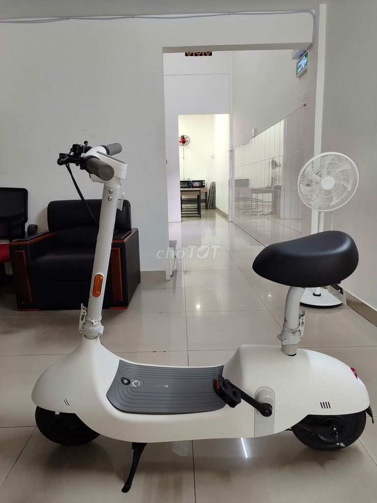 Xe điện gấp gọn OKAI EA10 màu trắng. Mua bán Xe điện tại Quận 5 Tp Hồ Chí Minh được đăng bởi Bảo Huỳnh Vĩnh hình 10