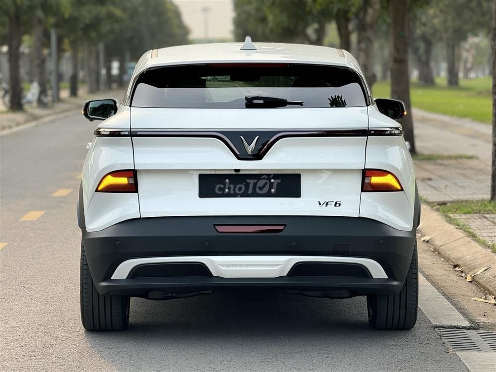 xe VF 6 giá ưu đãi năm , trả trước chỉ từ 180 tr. Mua bán Ô tô tại Quận Hải Châu Đà Nẵng được đăng bởi Vinfast Đà Nẵng hình 2