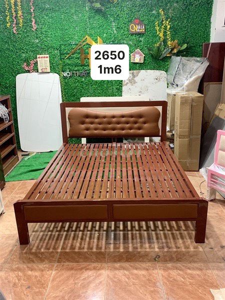 Bán rẻ Giường sắt 1m6x2m màu nâu mới 99%