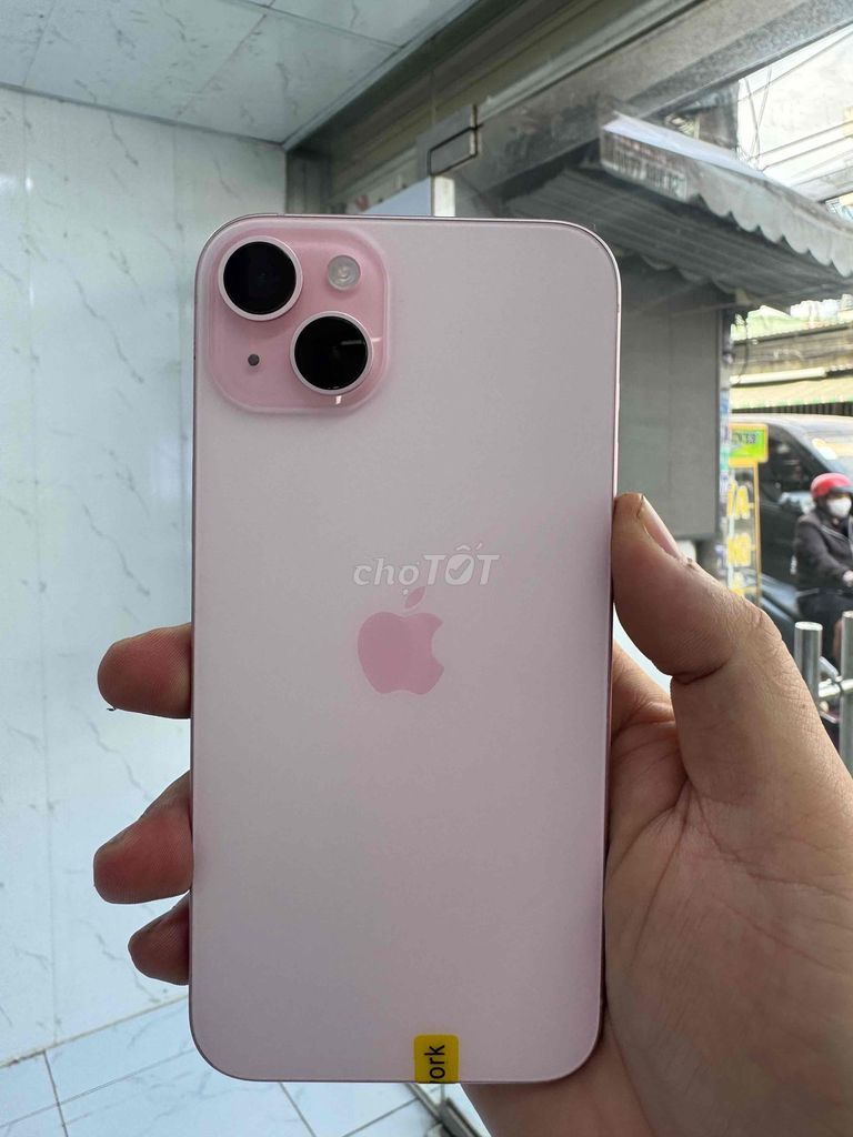 iPhone 15 Plus 128GB Hồng Quốc Tế zin áp. Mua bán Điện thoại tại Quận Bình Tân Tp Hồ Chí Minh được đăng bởi Thuận Phát Store hình 1