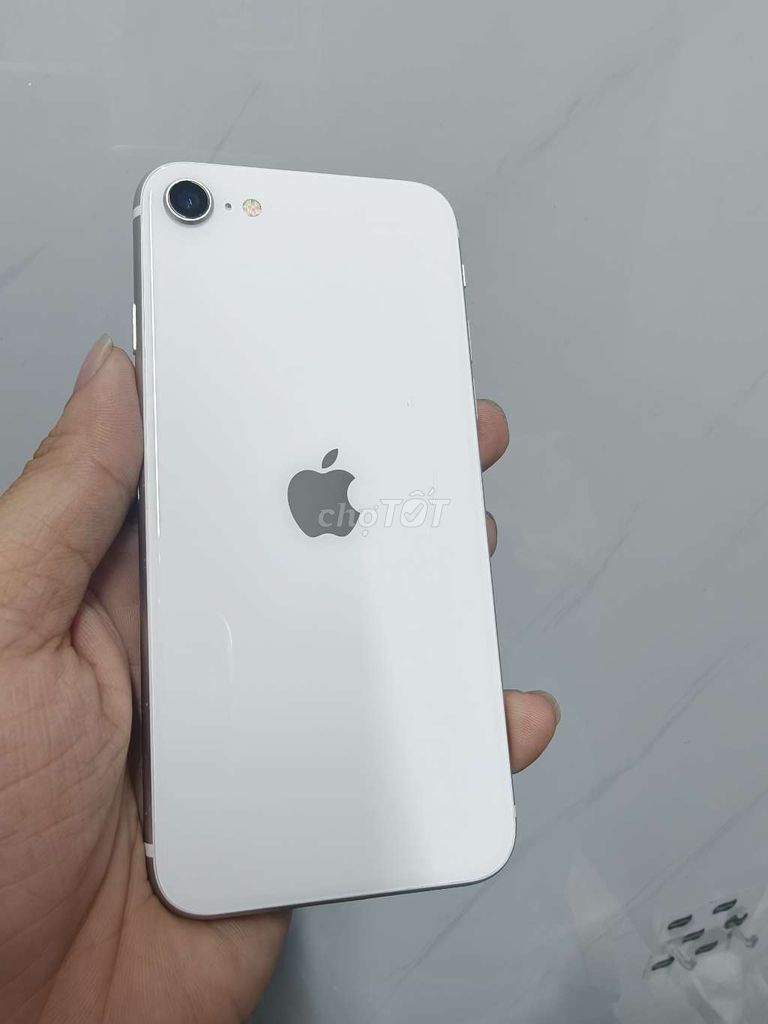 Apple iPhone SE 64GB Trắng Đã thay pin. Mua bán Điện thoại tại Quận 6 Tp Hồ Chí Minh được đăng bởi Quốc Huy hình 1