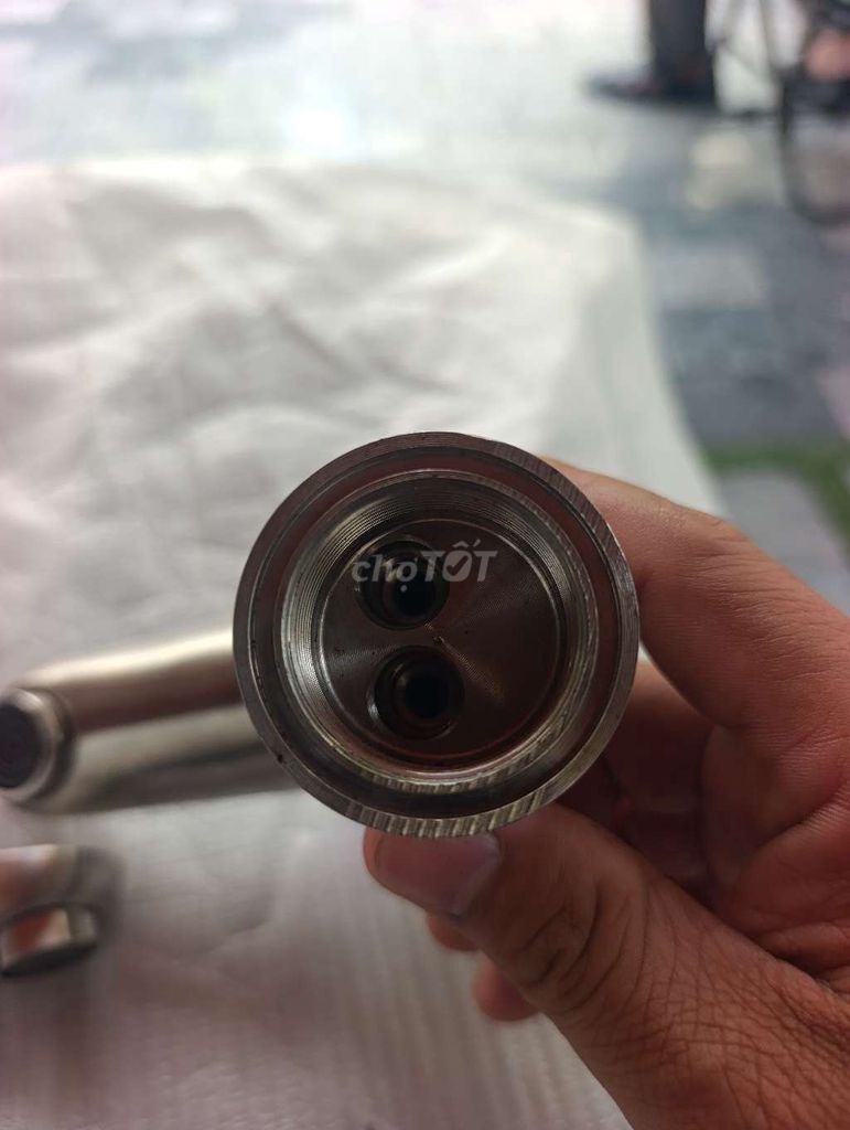 Vòi nước nóng lạnh Inox 304i Bạc. Mua bán Thiết bị vệ sinh, nhà tắm tại Thành phố Thủ Đức Tp Hồ Chí Minh được đăng bởi nguyên trường hận hình 1