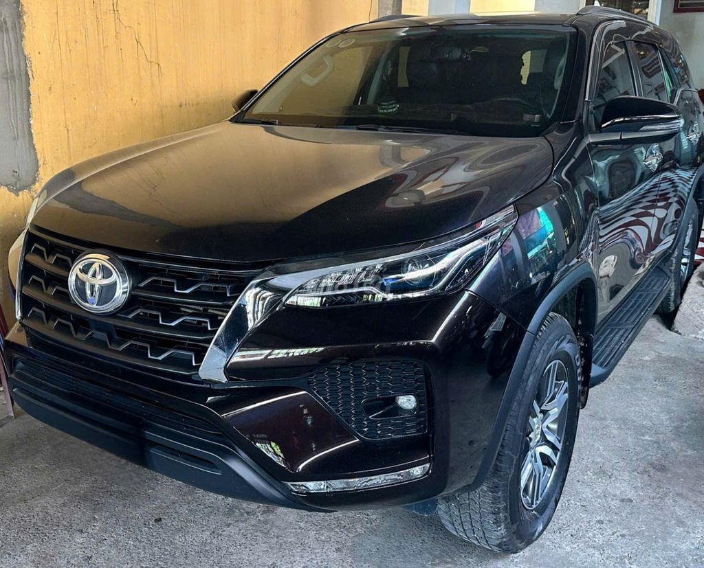 Toyota Fortuner 2020 2.4AT 4x2  - 30000 km