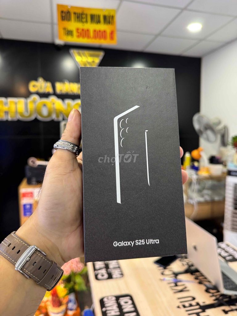 Samsung Galaxy S26 Ultra 12GB/256GB. Mua bán Điện thoại tại Thành phố Bến Tre Bến Tre được đăng bởi HươngGiangmobile hình 1