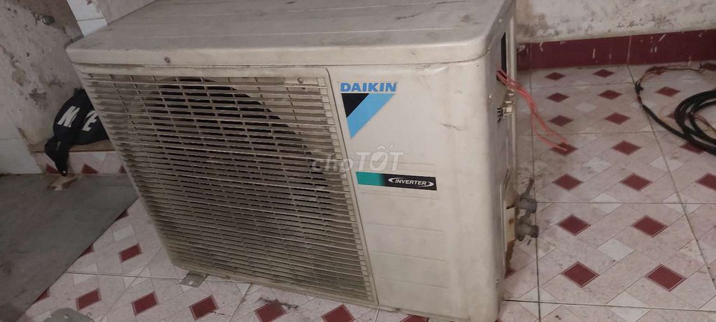 Đuôi daikin 1hp inverter