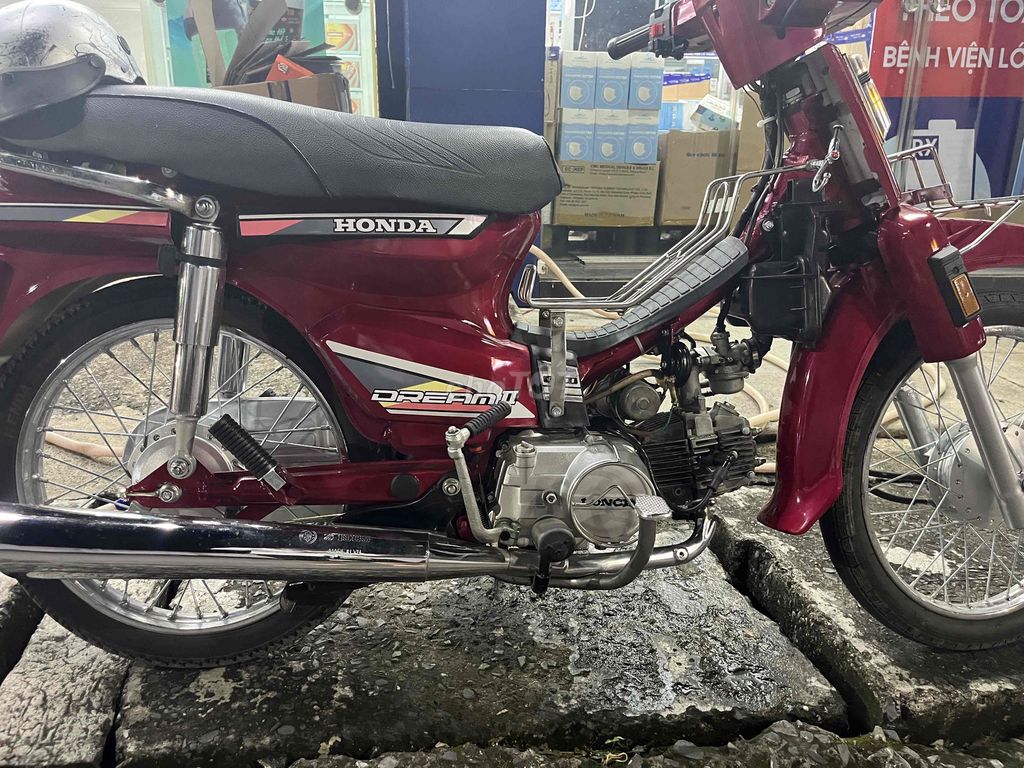 Honda Dream II Đỏ. Mua bán Xe máy tại Huyện Dương Minh Châu Tây Ninh được đăng bởi Nguyễn Thành Sang hình 2