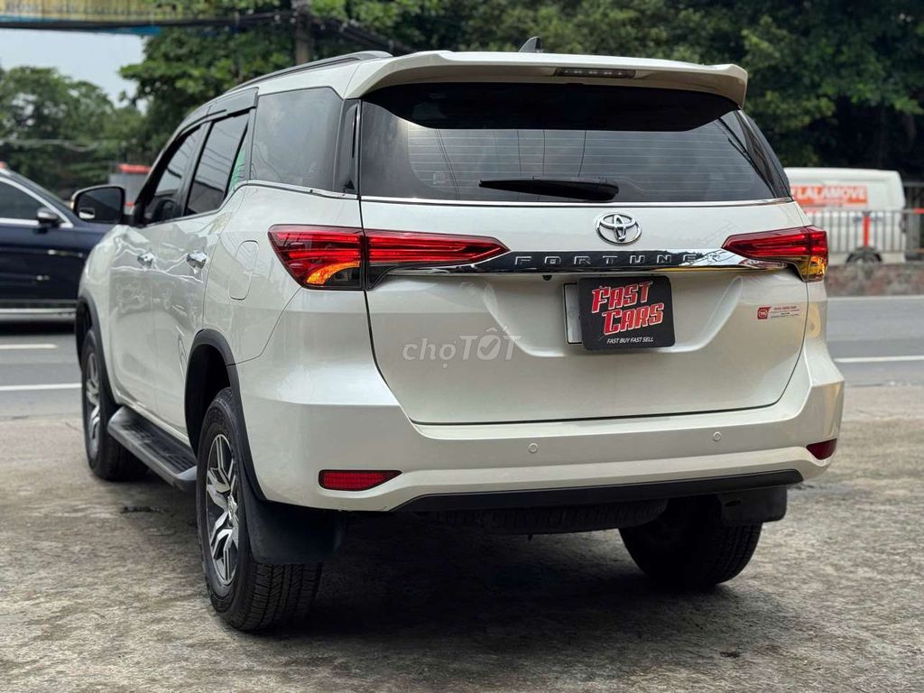 Toyota Fortuner 2017 2.7V 4x2, màu trắng,43.000 km. Mua bán Ô tô tại Quận Bình Tân Tp Hồ Chí Minh được đăng bởi Son Do hình 5