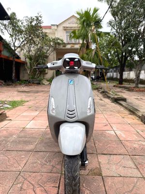 VESPA SPRINT ABS 125Fi Đèn Vuông 2016 Xám Xj Măng. Mua bán Xe máy tại Quận Ninh Kiều Cần Thơ được đăng bởi Xe Máy TÂN LIÊN HƯNG 1 91B