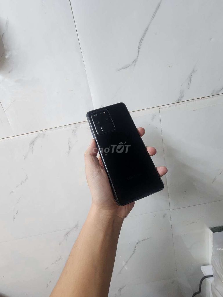 Samsung S20ultra màn sáng đẹp