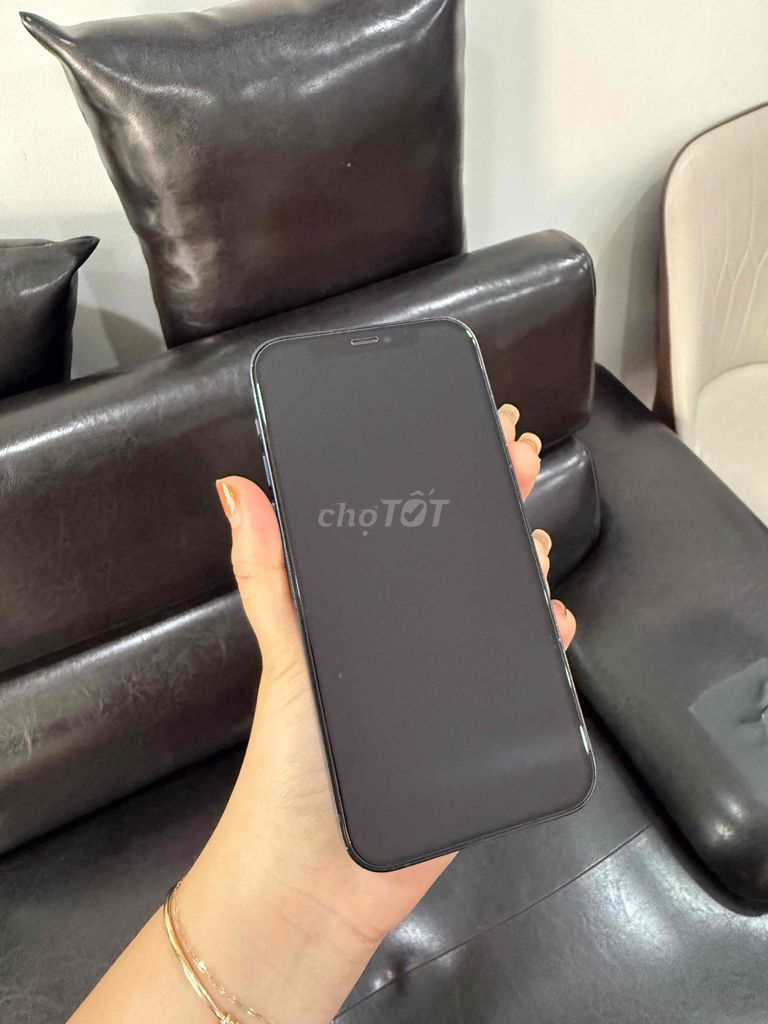 Apple iPhone 12 64GB Đen VN/A. Mua bán Điện thoại tại Quận Nam Từ Liêm Hà Nội được đăng bởi Chi hình 1