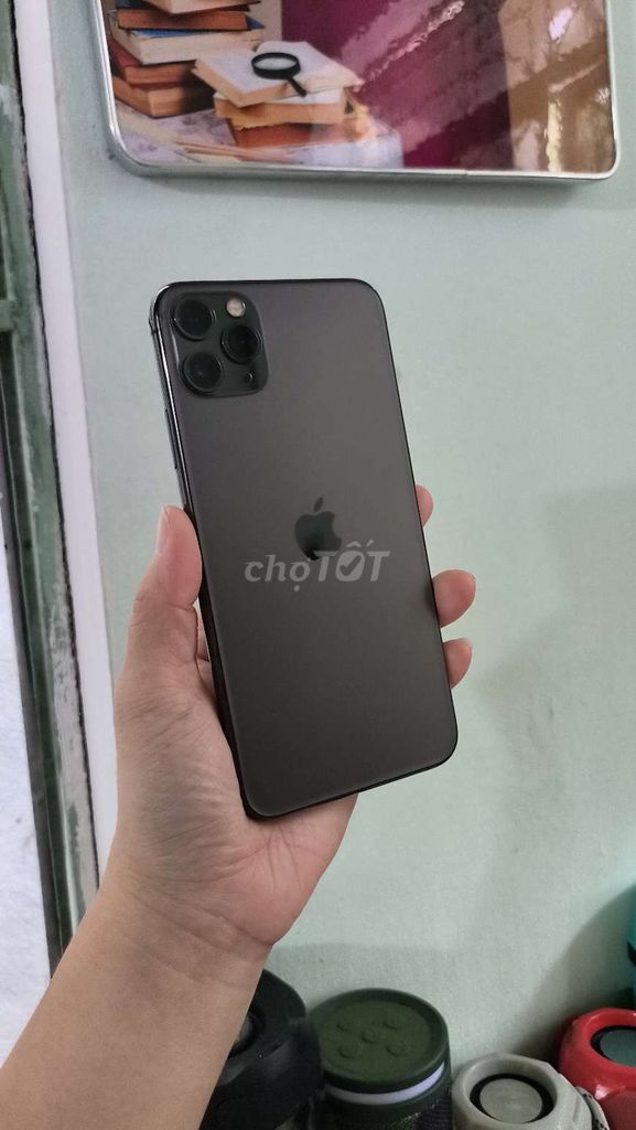 Apple iPhone 11 Pro Max 64GB Đen 98%. Mua bán Điện thoại tại Quận Hải Châu Đà Nẵng được đăng bởi phong hình 1