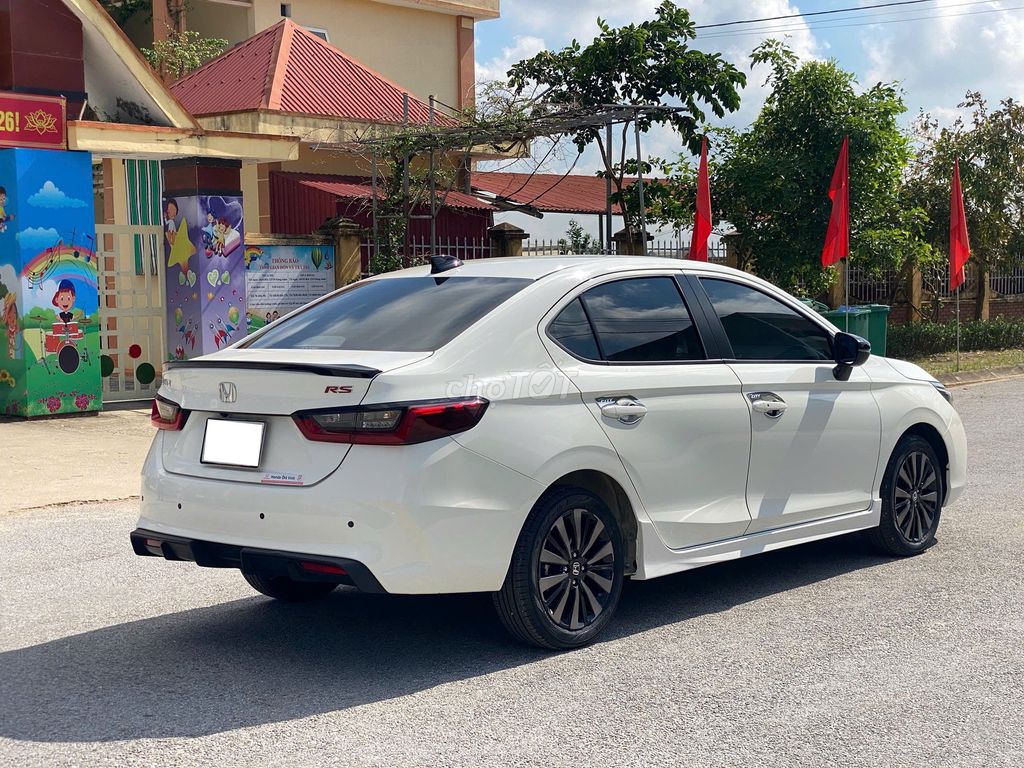 Honda City 2025 RS 1.5 AT - 8700 km. Mua bán Ô tô tại Thành phố Thanh Hóa Thanh Hóa được đăng bởi Phạm Long MC Luxury Car hình 4