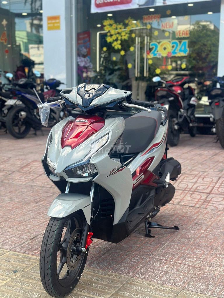 Xe máy Air Blade 125 bản Thể Thao - Tặng Voucher. Mua bán Xe máy tại Quận 3 Tp Hồ Chí Minh được đăng bởi Head Phát Tiến hình 2