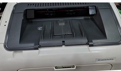 Máy in HP M12a cũ trắng đen 1 mặt
