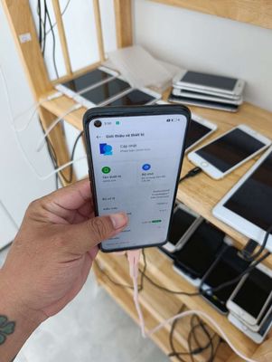 Cần bán oppo a36 máy zin đẹp