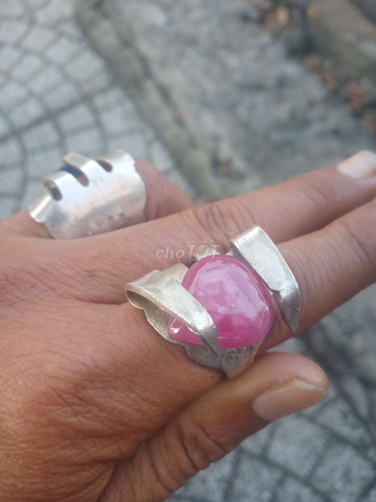 Nhẫn đá ruby tự nhiên