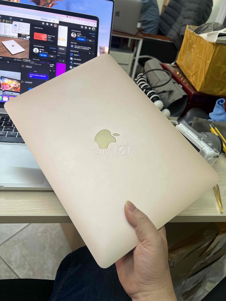 Apple Macbook Air M1 8GB/256GB Vàng. Mua bán Laptop tại Quận Cầu Giấy Hà Nội được đăng bởi Đỗ Kỷ hình 1