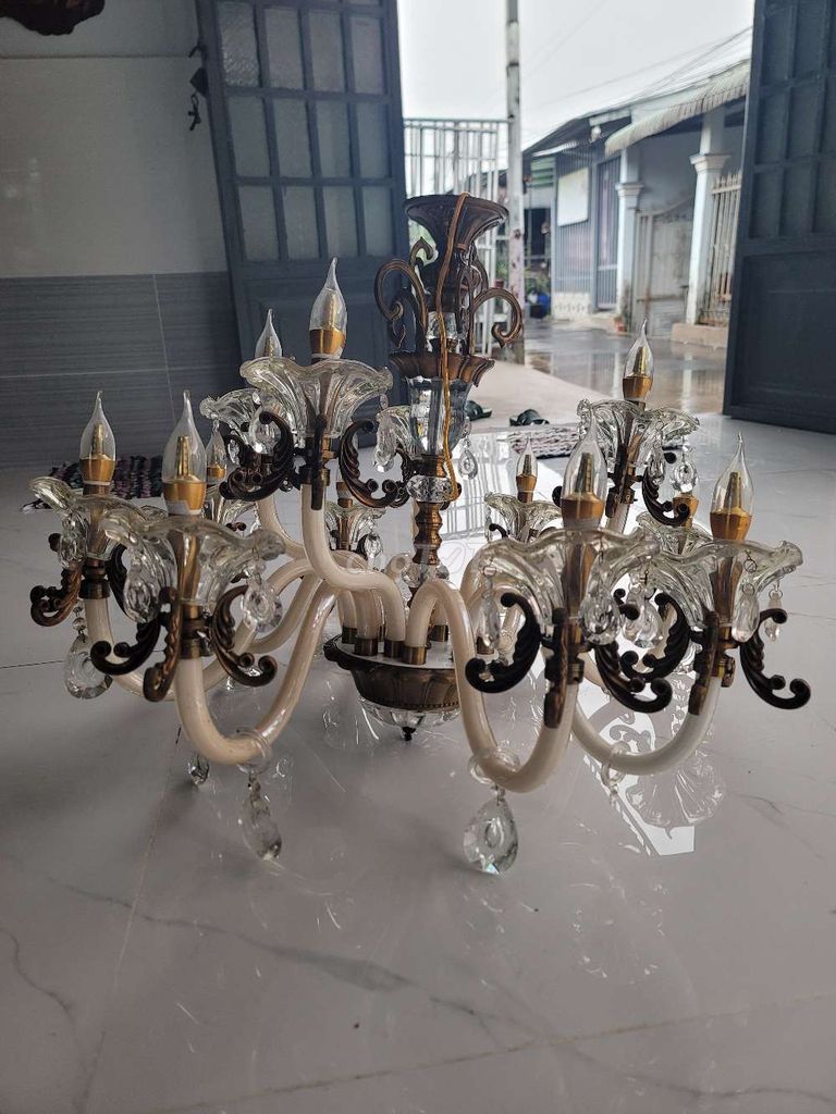 Đèn chùm Thủy tinh Kim loại Mới. Mua bán Đèn tại Huyện Phong Điền Cần Thơ được đăng bởi Audio Mini toàn trung Cần Thơ hình 1