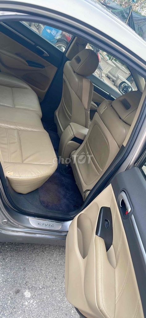 Honda Civic 2010 - 135000 km. Mua bán Ô tô tại Thành phố Dĩ An Bình Dương được đăng bởi Phan văn Độ hình 17