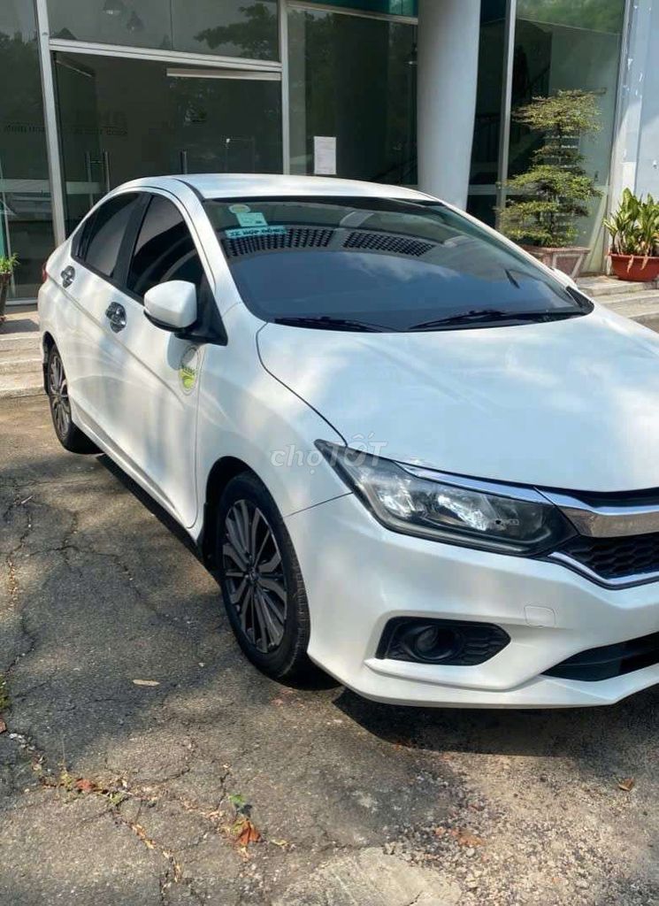 Honda City TOP 1.5 AT 2018 белый