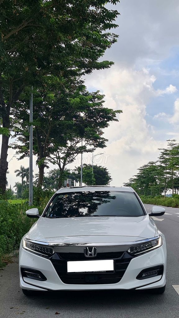 Honda Accord 2022 1.5 Turbo - 31000 km. Mua bán Ô tô tại Quận Cầu Giấy Hà Nội được đăng bởi ĐẶNG QUANG HUY hình 2