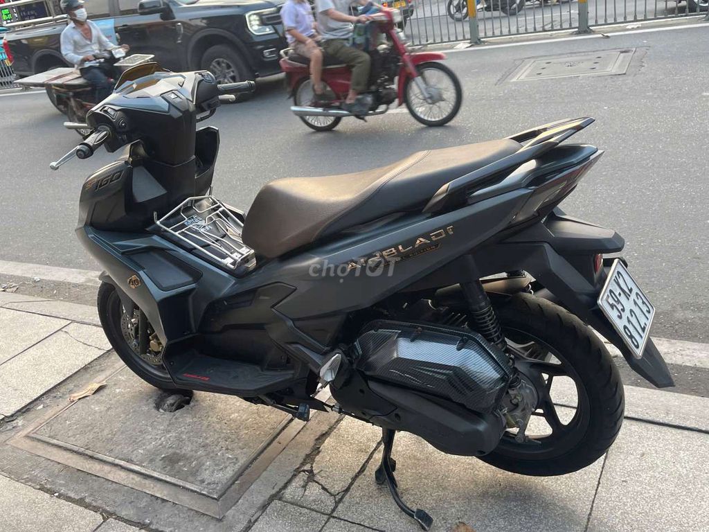 Honda air blade 160 ABS 2023 mới 90% Bstp chính ch. Mua bán Xe máy tại Quận Tân Phú Tp Hồ Chí Minh được đăng bởi Tuanduy hình 3