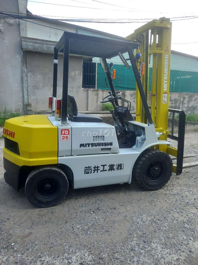 Mitsubishi 2,5t máy dầu số sàn khung 3,5m