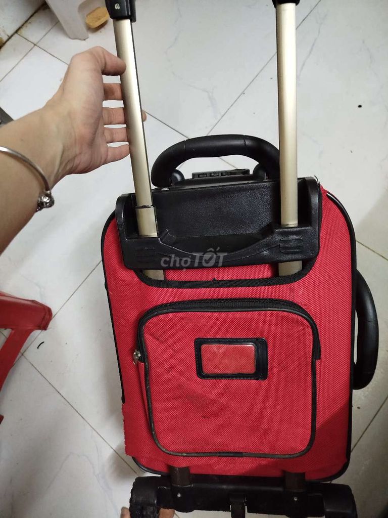 Vali vải size lớn để được nhiều đồ thanh lý nhanh. Mua bán Túi xách tại Quận 10 Tp Hồ Chí Minh được đăng bởi Dương  Yến hình 3