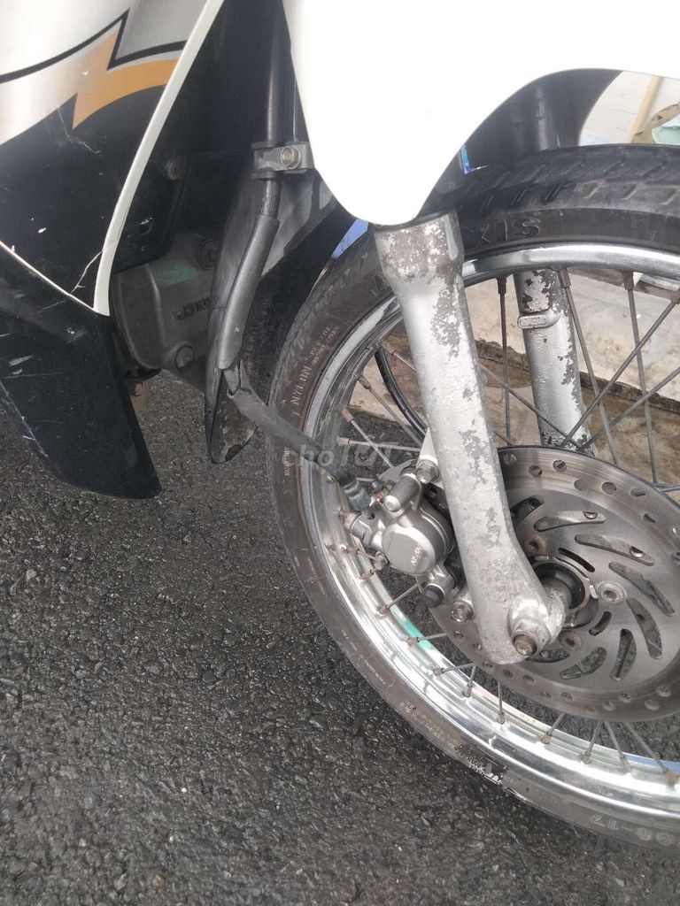 Honda Wave Trắng đen Đã sử dụng. Mua bán Xe máy tại Quận Bình Thuỷ Cần Thơ được đăng bởi Hao CVC hình 9