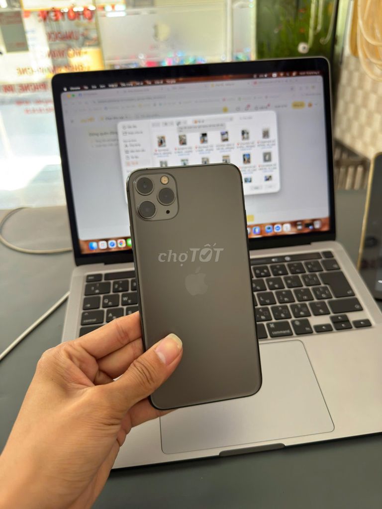 Apple iPhone 11 Pro Max Xám ios 14.2 . Mua bán Điện thoại tại Quận Hoàng Mai Hà Nội được đăng bởi Trương Công Quân hình 1