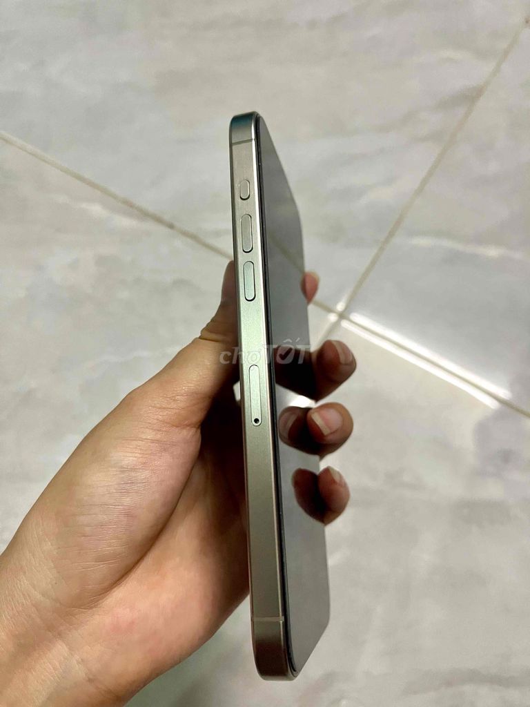 Apple iPhone 15 Pro Max 256GB Quốc tế (VN/A). Mua bán Điện thoại tại Quận Thanh Khê Đà Nẵng được đăng bởi Phương Hải hình 1