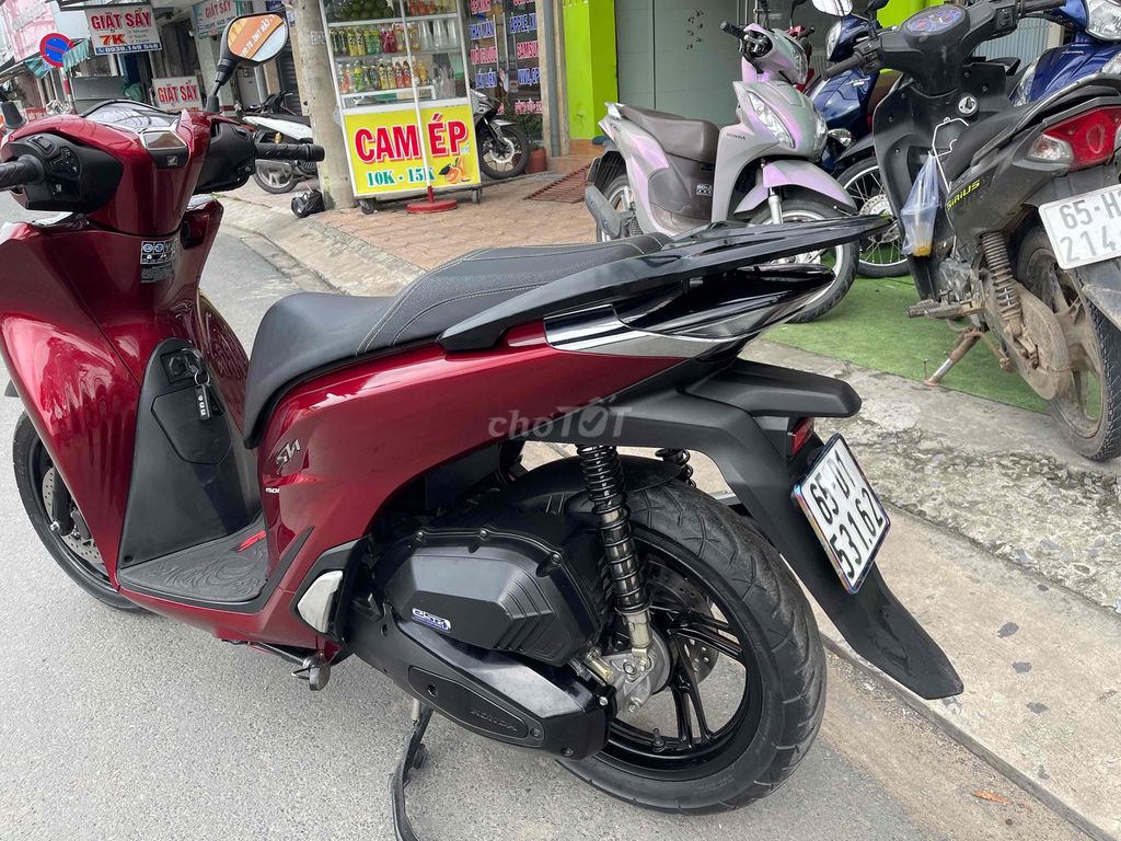 Honda SH 150 ABS màu Đỏ. Mua bán Xe máy tại Quận Ninh Kiều Cần Thơ được đăng bởi Cửa Hàng xe máy Hoàng Hải hình 4