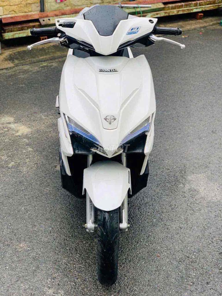 HONDA AB Air Blade 125cc . Đk 2017 - BAO NỢ 6. Mua bán Xe máy tại Quận Gò Vấp Tp Hồ Chí Minh được đăng bởi CẦM ĐỒ NĂM LINH hình 2