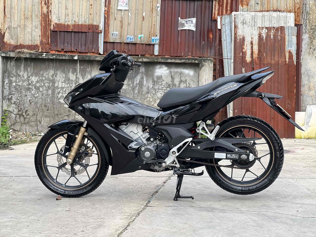 Winner abs chính chủ ký giấy sang tên. Mua bán Xe máy tại Quận 12 Tp Hồ Chí Minh được đăng bởi CHXM Phương Nam Chuyên Bán Xe Trả Góp Bao Nợ Xấu hình 2