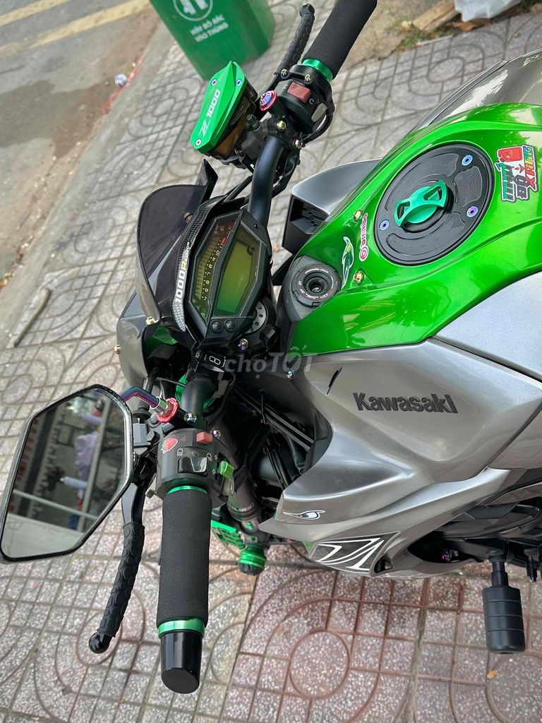 Kawasaki Z1000 Đen Xanh lá 2016 bao zin chính chủ. Mua bán Xe máy tại Thị xã Cai Lậy Tiền Giang được đăng bởi Khang hình 7