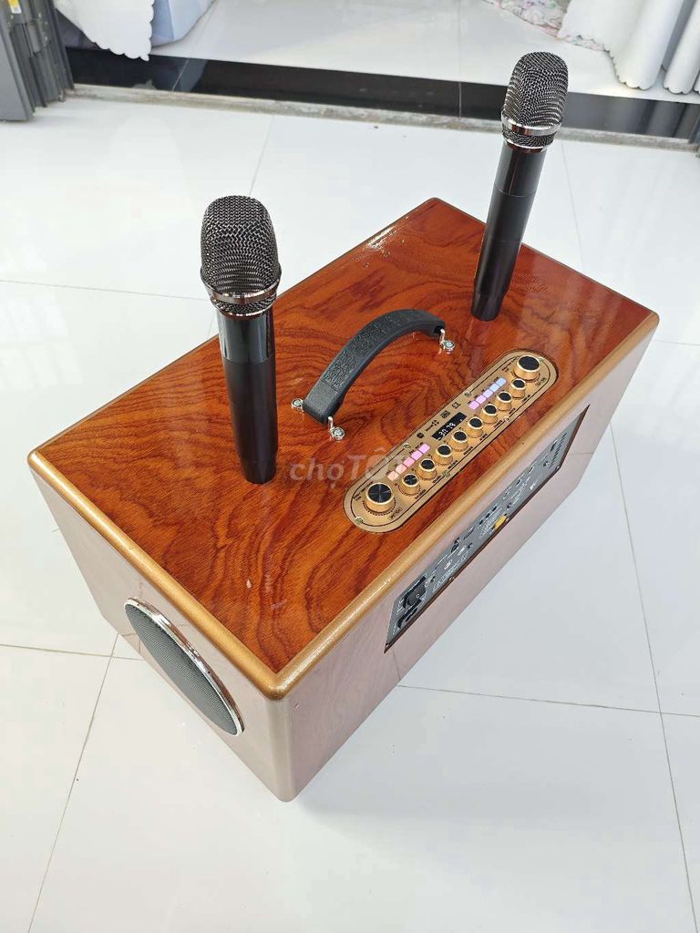 Loa karaoke xách tay cấu hình khủng giá quốc dân. Mua bán Tivi, Âm thanh tại Thành phố Phan Thiết Bình Thuận được đăng bởi A.Tự hình 6