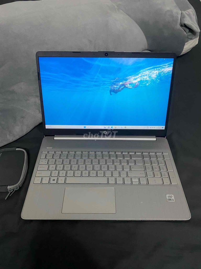 Bán Laptop HP 15S Fq111TU 2020 ít xài