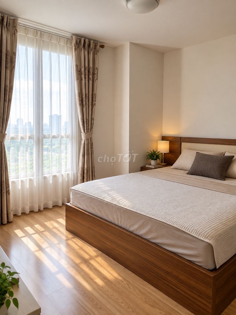 3-комнатная угловая квартира Golden Palace Me Tri площадью 114 м², высокий этаж, прекрасный вид, цена 9,6 миллиарда