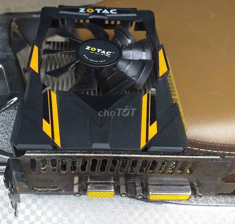 Vga GTX 730t hiệu ZOTAC 2GB Ddr 5 64bit sài tốt